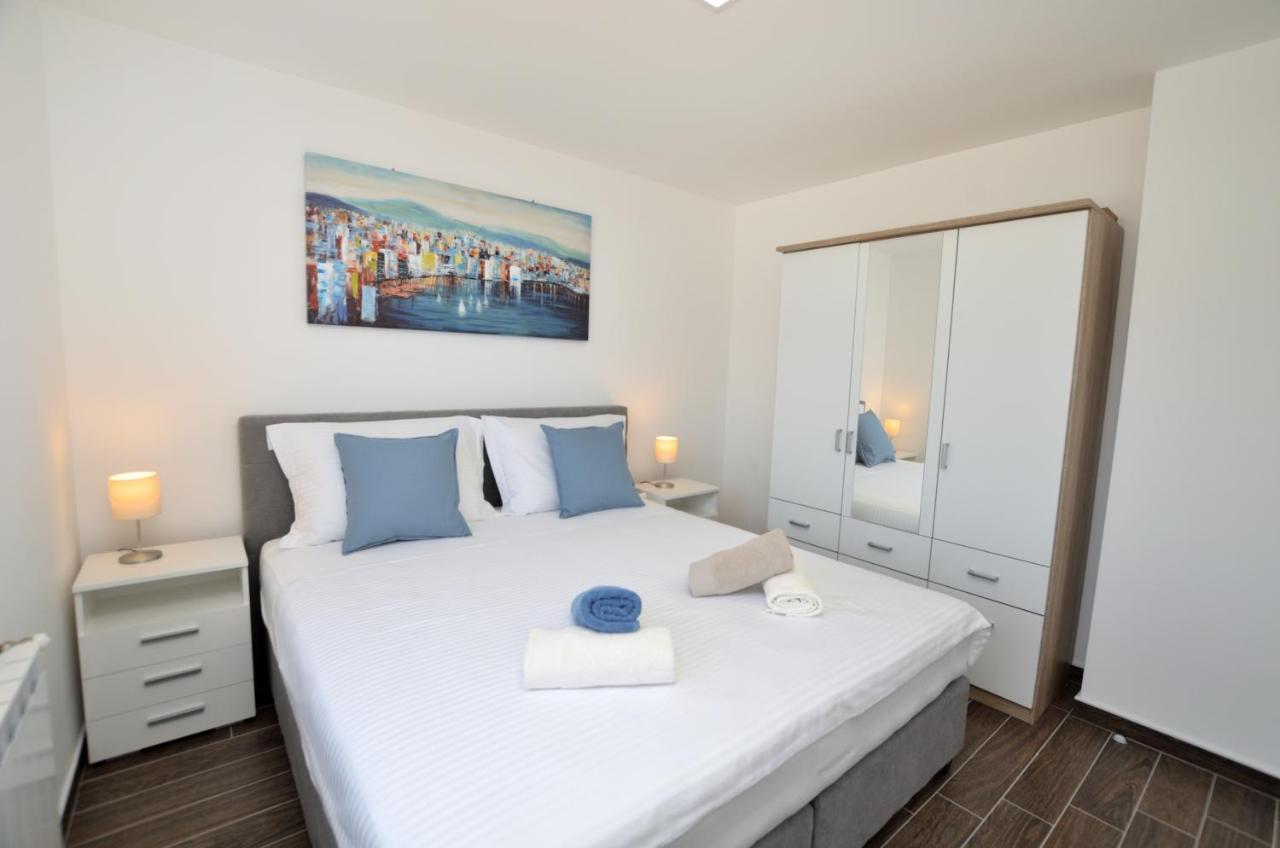 Sofia Apartment *